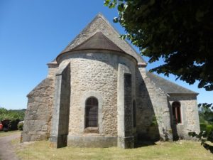 Abside de l'église de Saint-Martin du Puy