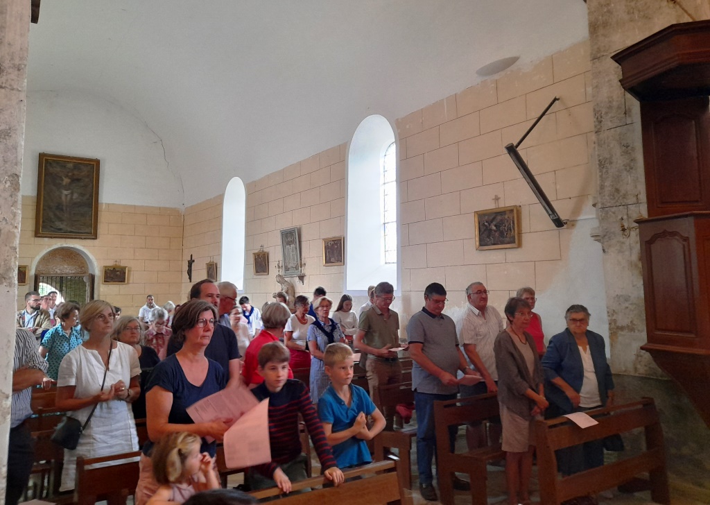 messe d'été à Saint-André en Morvan